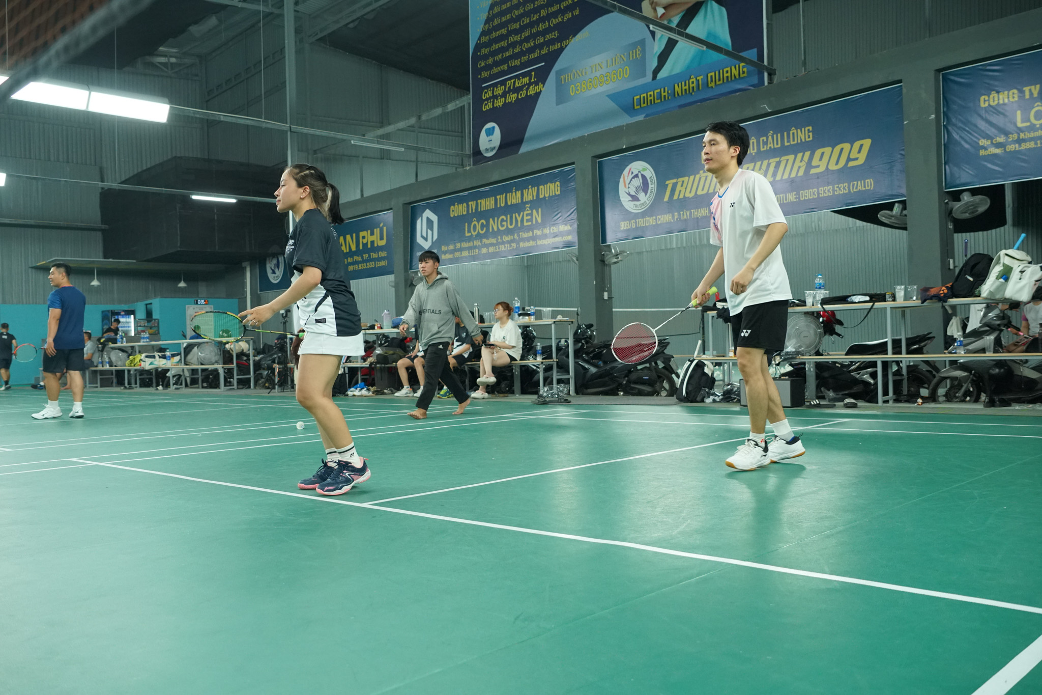 5 Chiến Thuật Tấn Công Hiệu Quả Trong Trận Đấu Cầu Lông
