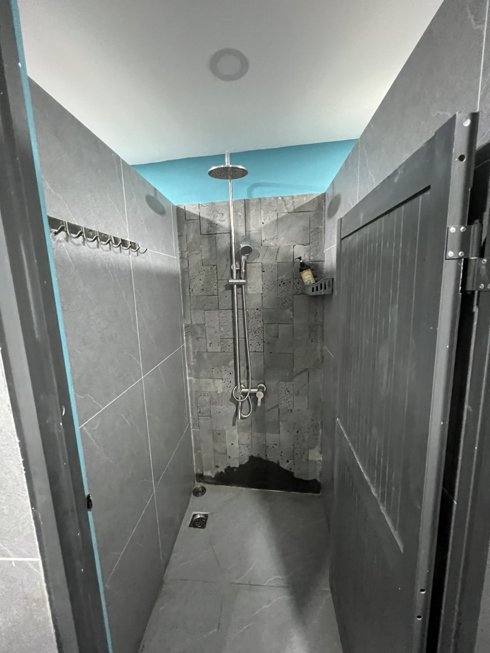 Nhà Vệ Sinh Đầy Đủ Tiện Nghi  Nhà Vệ Sinh Đầy Đủ Tiện Nghi