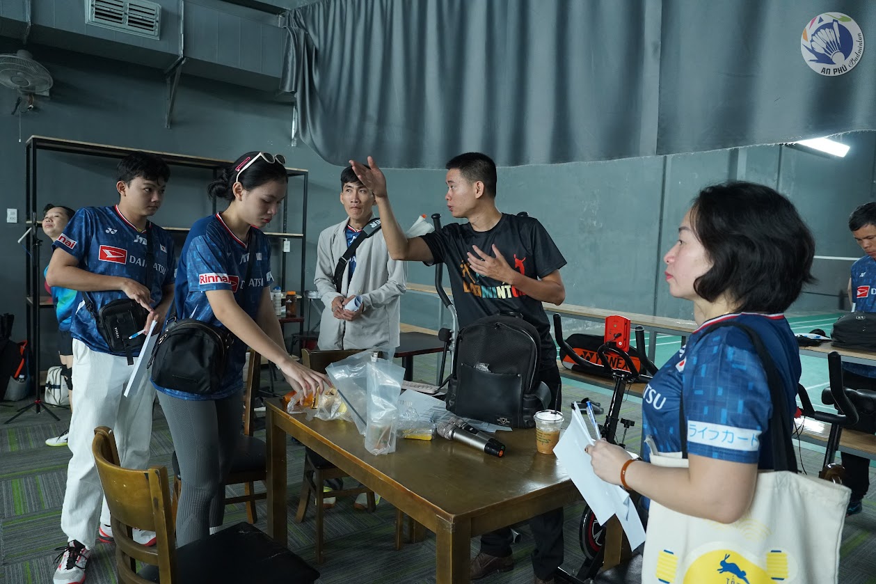 Sân Cầu Lông Gần Mega Market An Phú